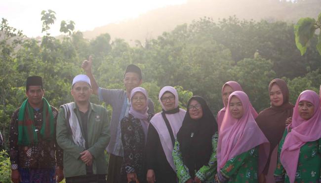 Mendaki Gunung, Lewati Lembah Perjalanan Hiziban Keliling NWDI Lombok Tengah di Montong Sapah